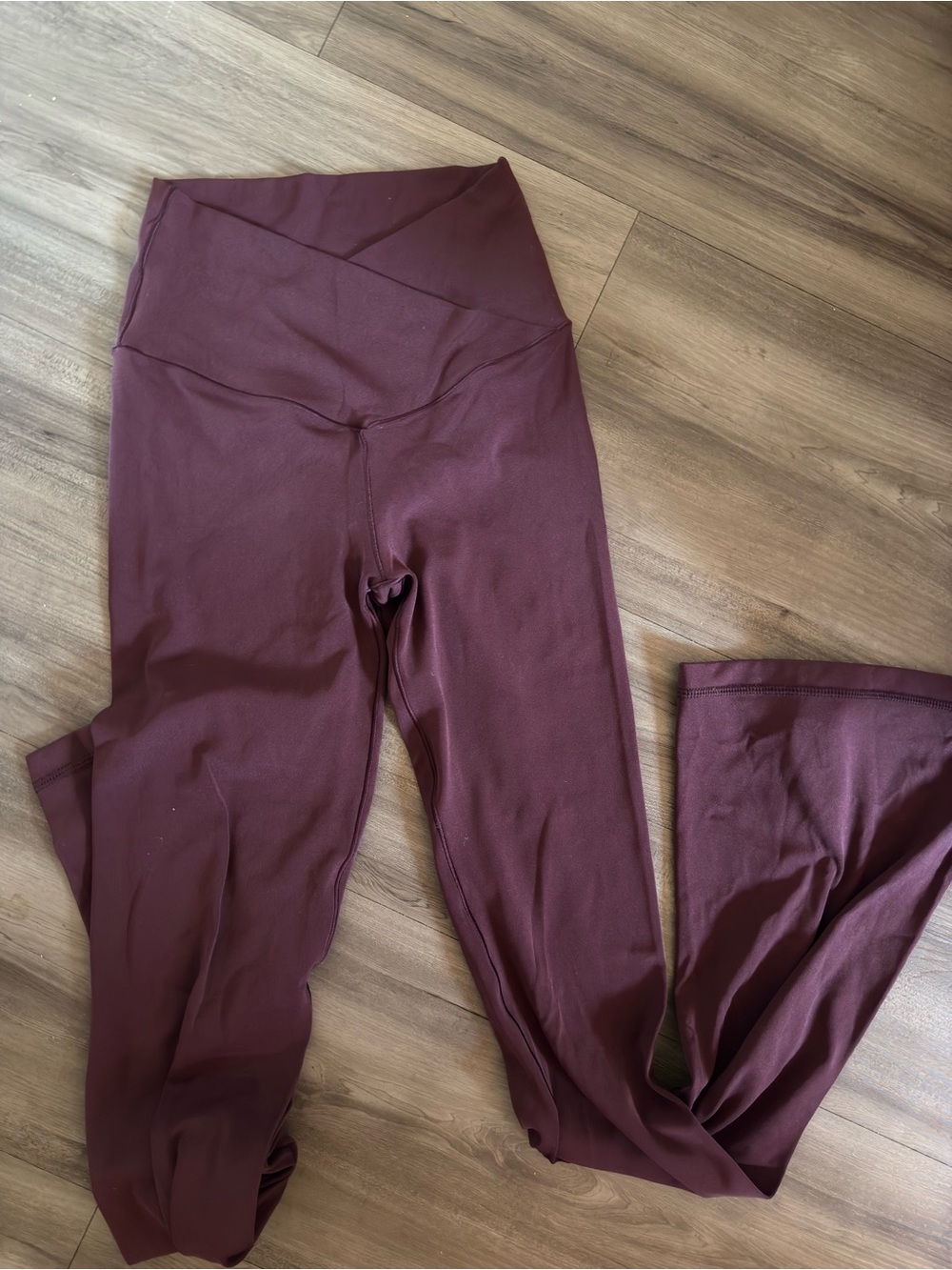 Women's High-Waist flare Leggings - Burgundy